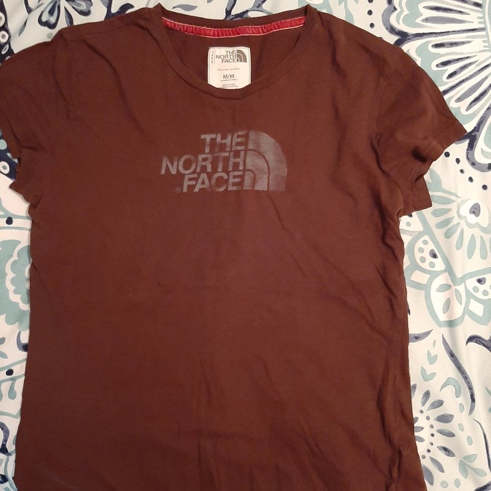 Northface Burgundy tshirt